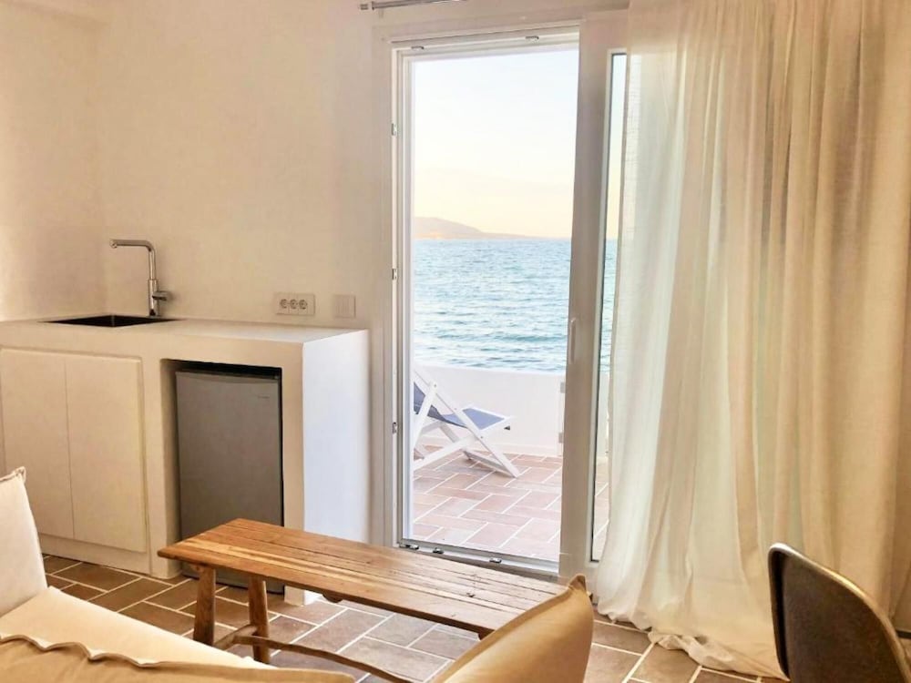 Afluencia Sea Suite - Naoussa photo 3