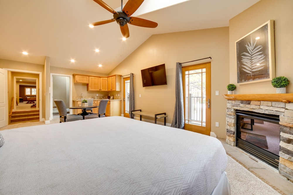 Reno Vacations - Sleek Reno-lake Tahoe Retreat, 4 Mi to Ski Mt Rose - Property Image 34
