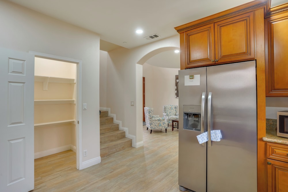 Explore the OC Coast! Midway City Home w/ Yard