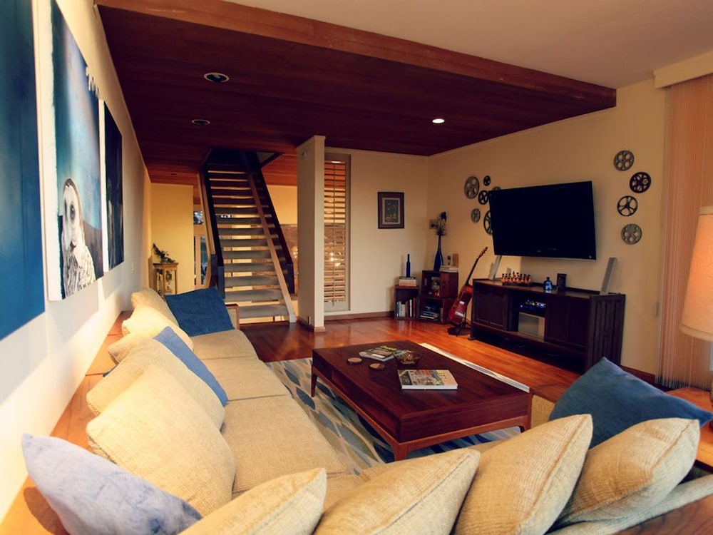 Luxury Ocean View Bay View Home