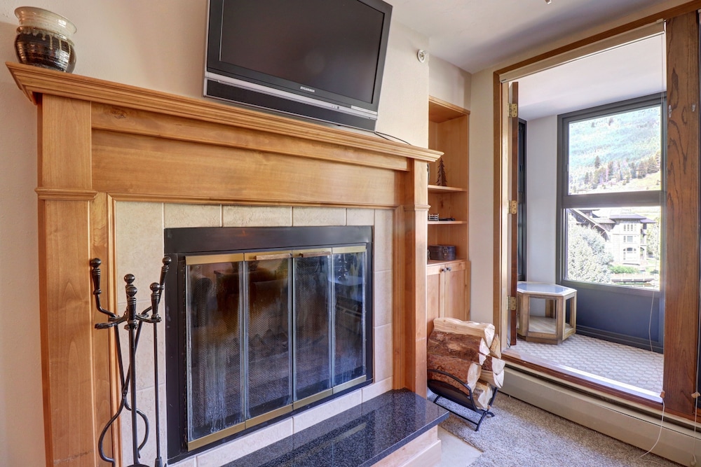 Summit County Vacations - Mp410 Mountain Plaza 1br 2ba -pet Friendly 1 Bedroom Condo - Property Image 2