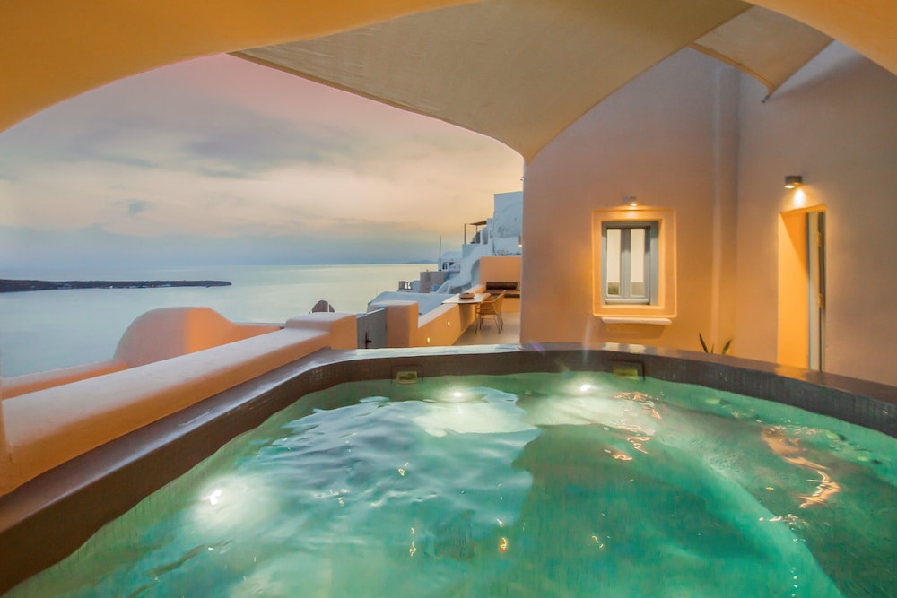 Nano Oia Villas