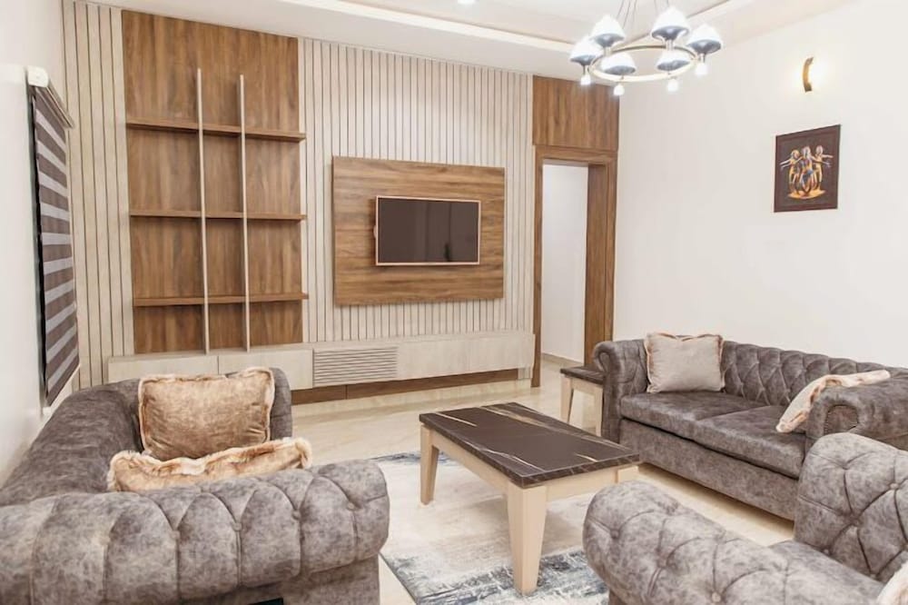 A3 Apartments