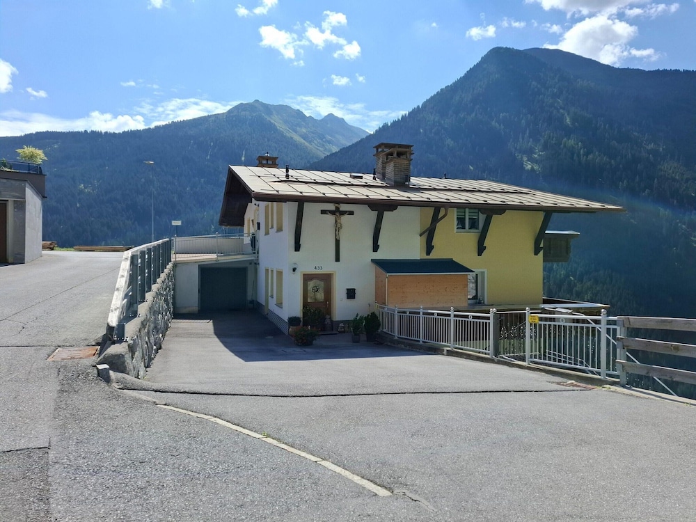 Cchalet in Ischgl Near Mountain Railway