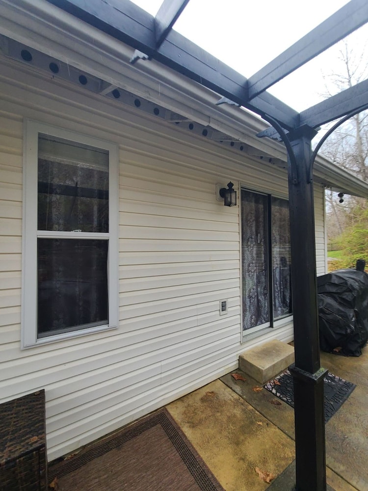 Remodeled and Inviting Free EV Charging Station Level 2