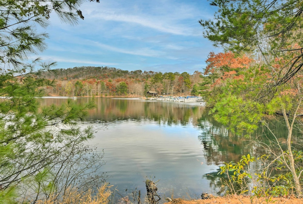 Big Canoe Cabin w/ Mountain View, Hiking & Lake! view 3