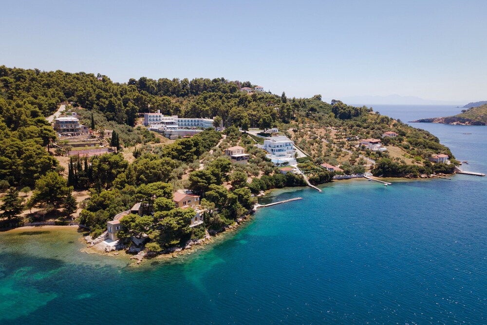 Porto Castello Villas