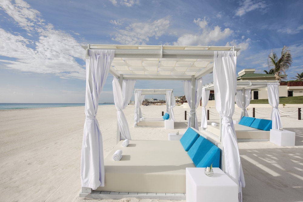 Punta Cana Vacations - Iberostar Waves Punta Cana - All Inclusive - Property Image 88