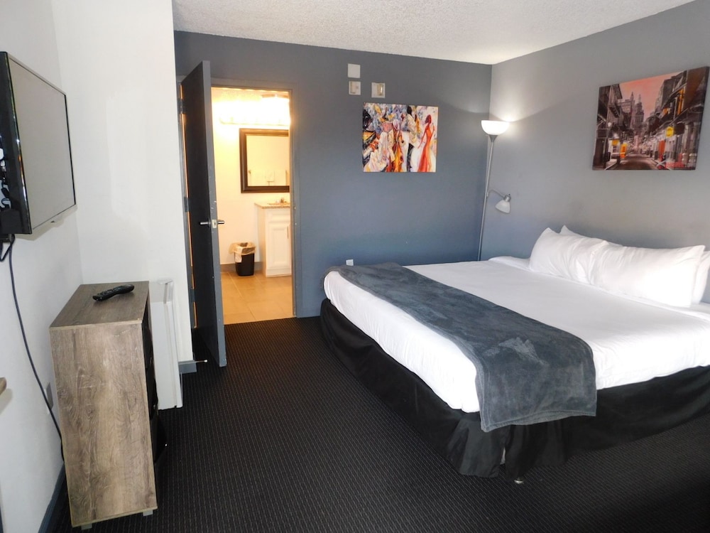 Ramada by Wyndham New Orleans