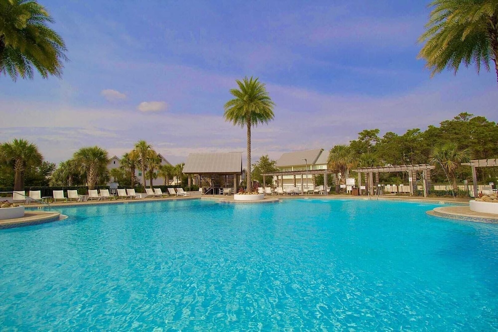 Bella Bonita by Avantstay Pool, Peloton & Bikes, Golf Cart, Bonfires
