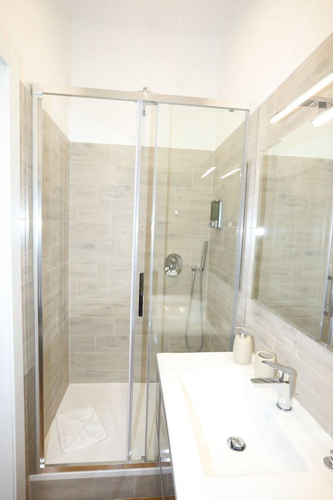 Unique Luxury Apartment and Rooms