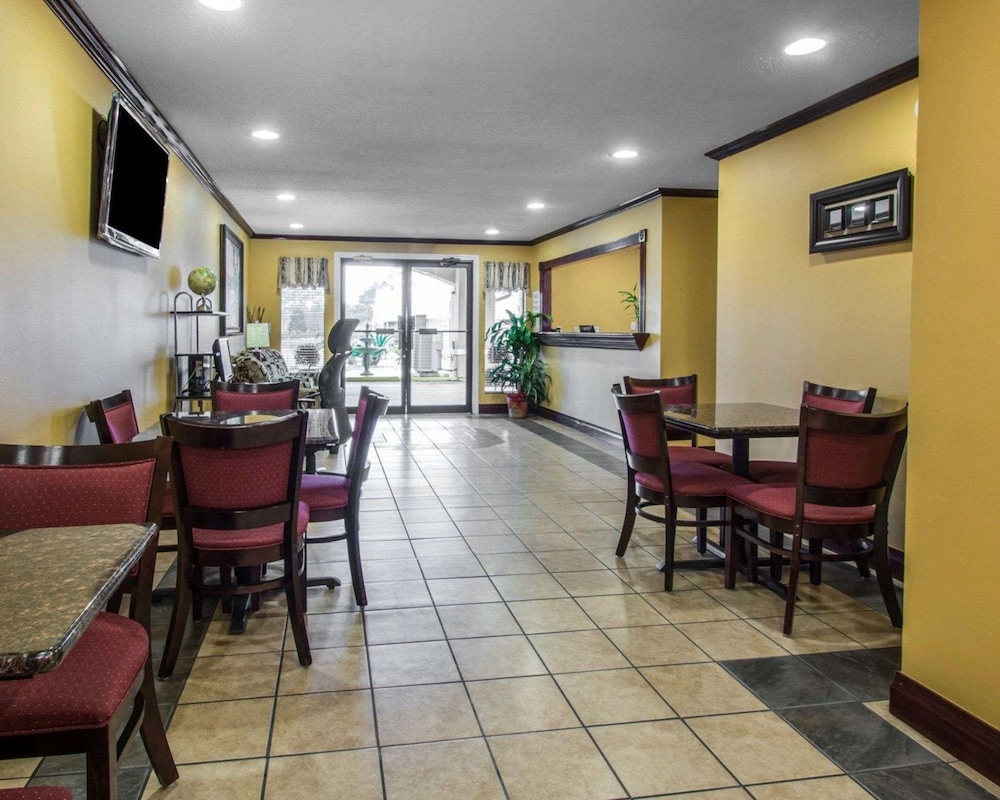 Econo Lodge Defuniak Springs I-10