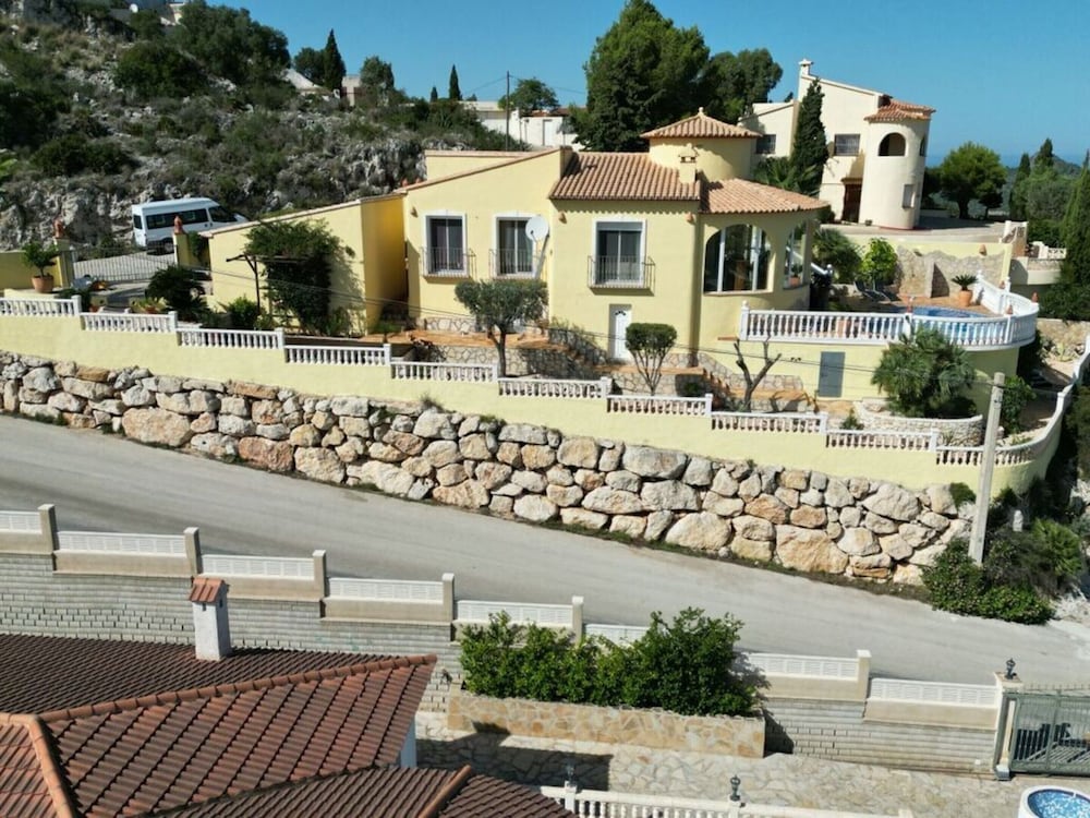 en la Montana Comfortable Holiday Residence