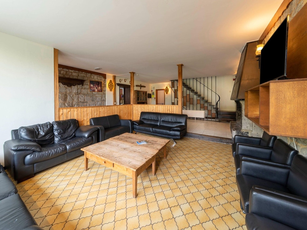 Villa in Ardennes With Sauna and Jacuzzi