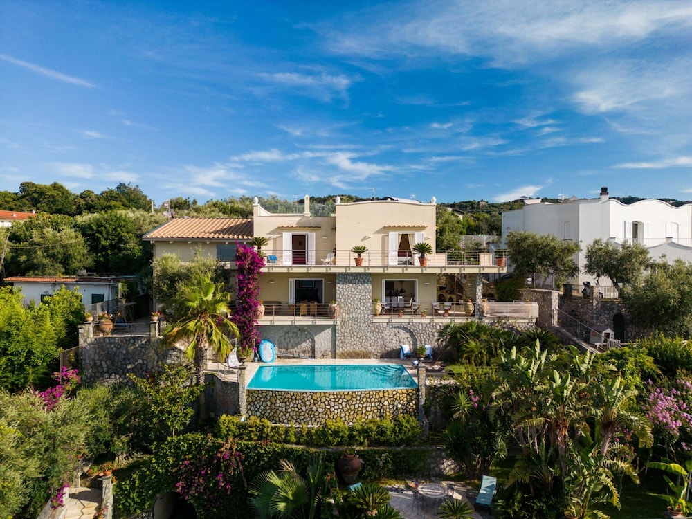 Villa Maria Rosaria in Massa Lubrense view 4