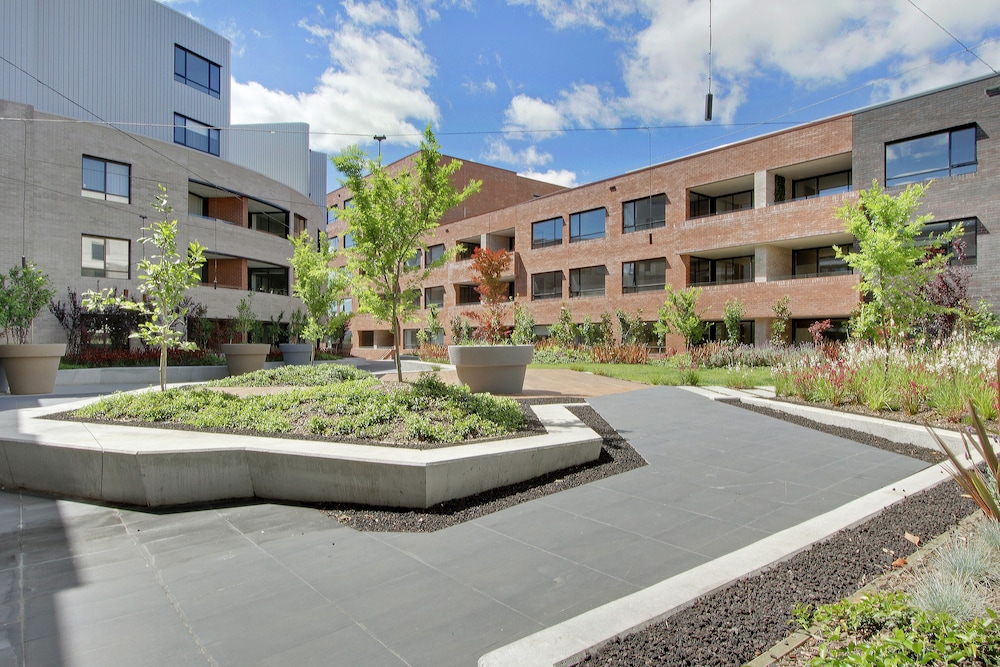 Accommodate Canberra - The Prince