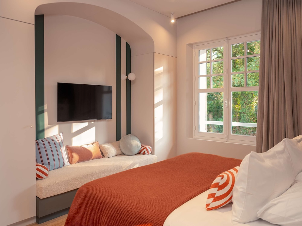 Villa des Reves Luxury in Villers Pool Jacuzzi Padel Court Close to Deauville