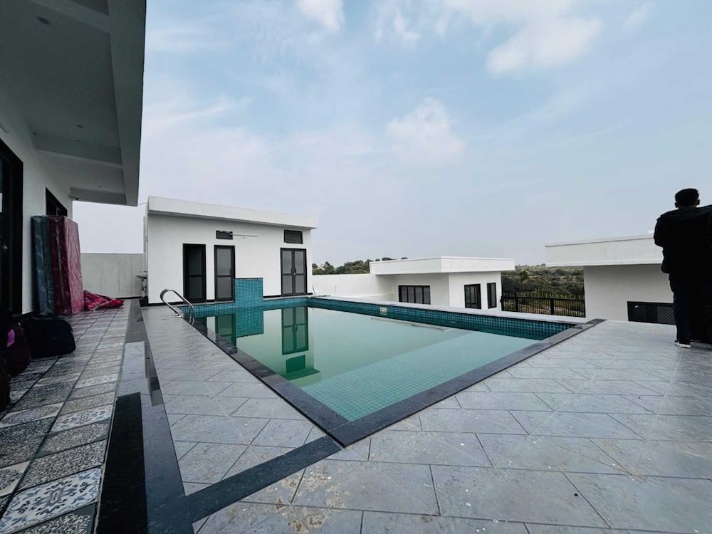 Pearl Pride Villa