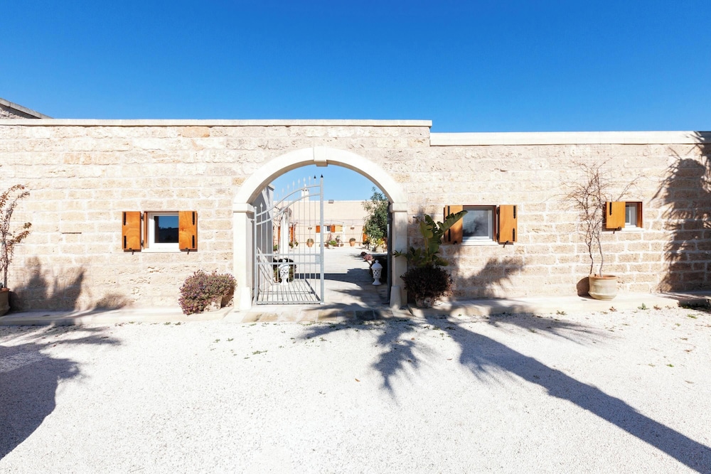 Masseria Misocampo Tiri With Garden