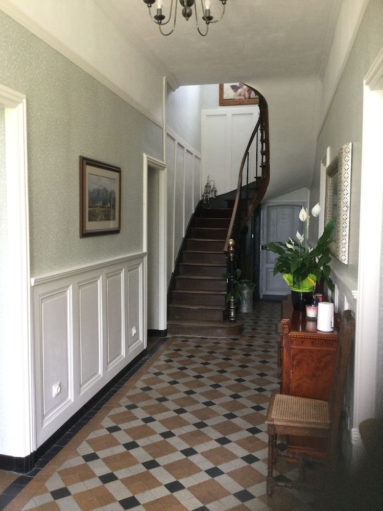 Le Presbytère Chambre D'hôtes view 2