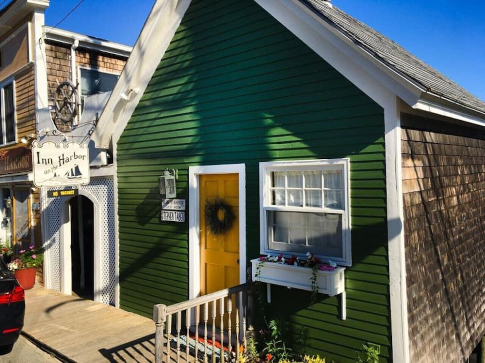 Inn on the Harbor