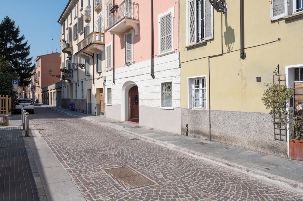 AriediParma - Rooms & Apartments