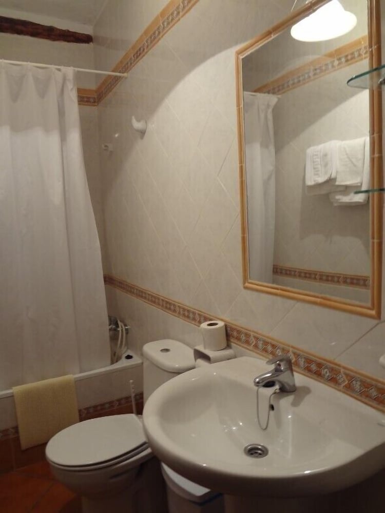 Hostal Poqueira