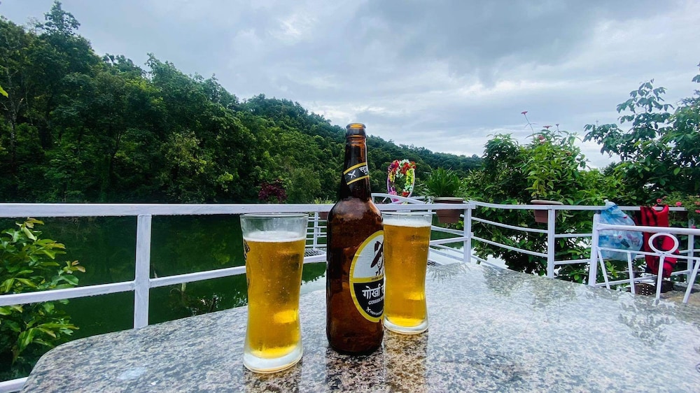 Begnas Lake front guest house