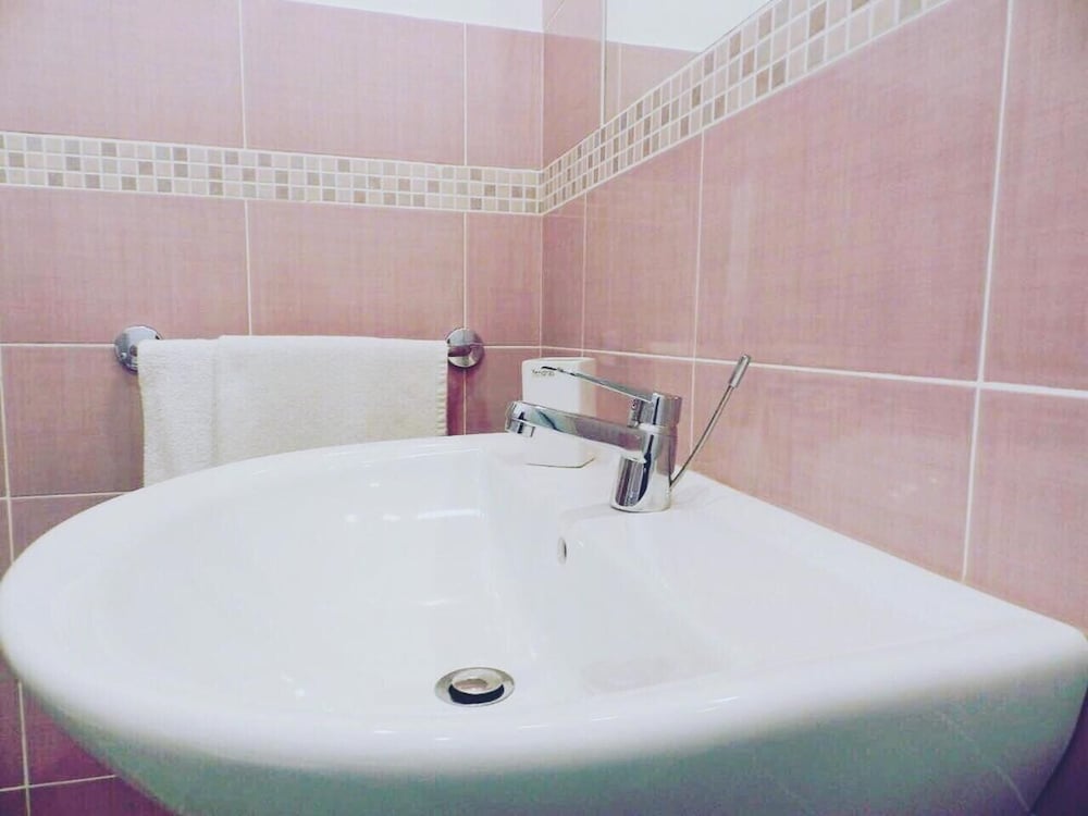Cavour Rooms