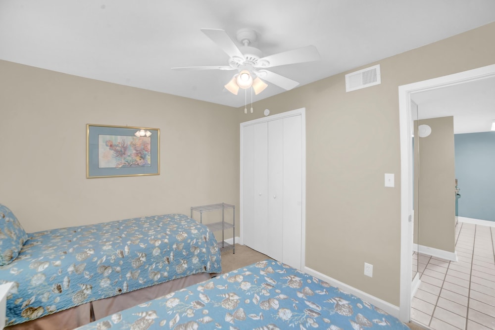 Gulf House 401