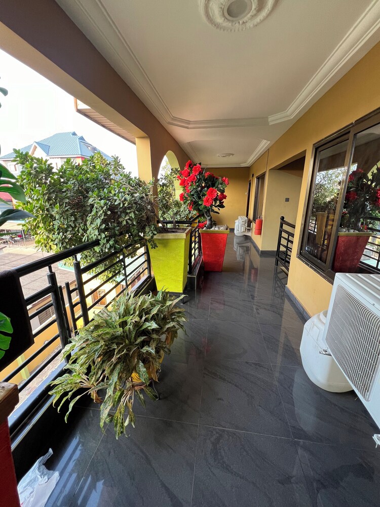 CSL APARTMENTS