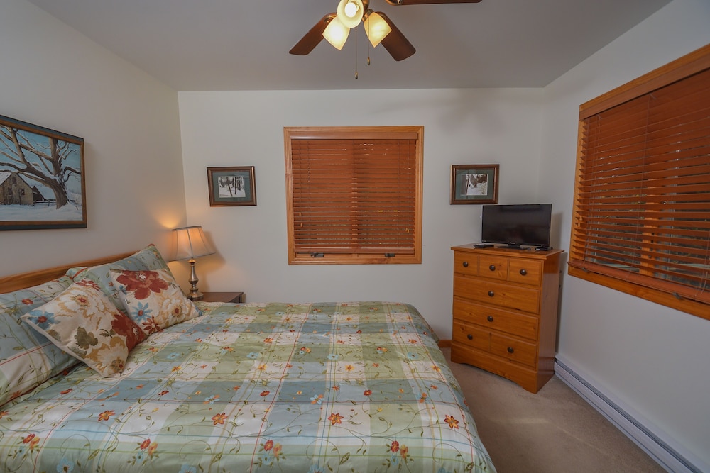 House of Trestles - Hostel