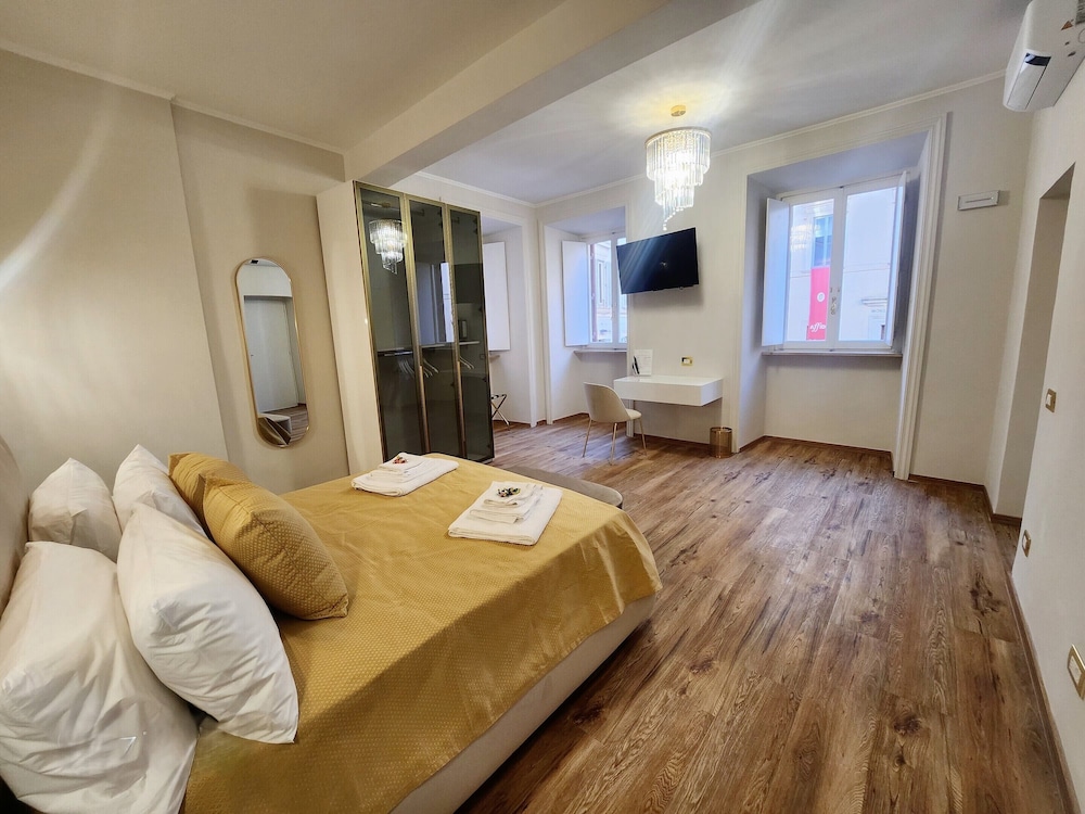 Golden palace luxury guest house