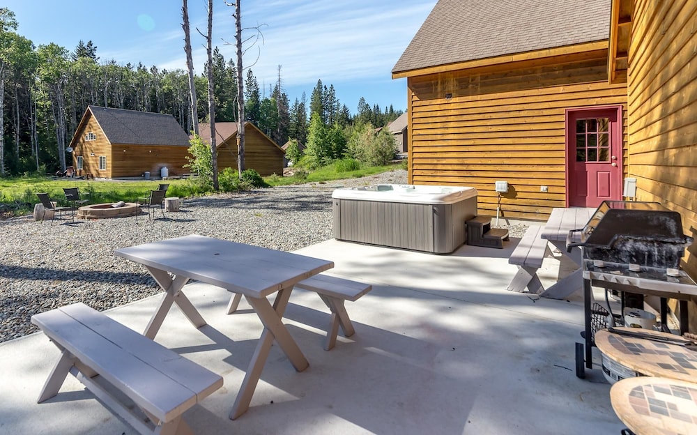 Wintergreen Chalet