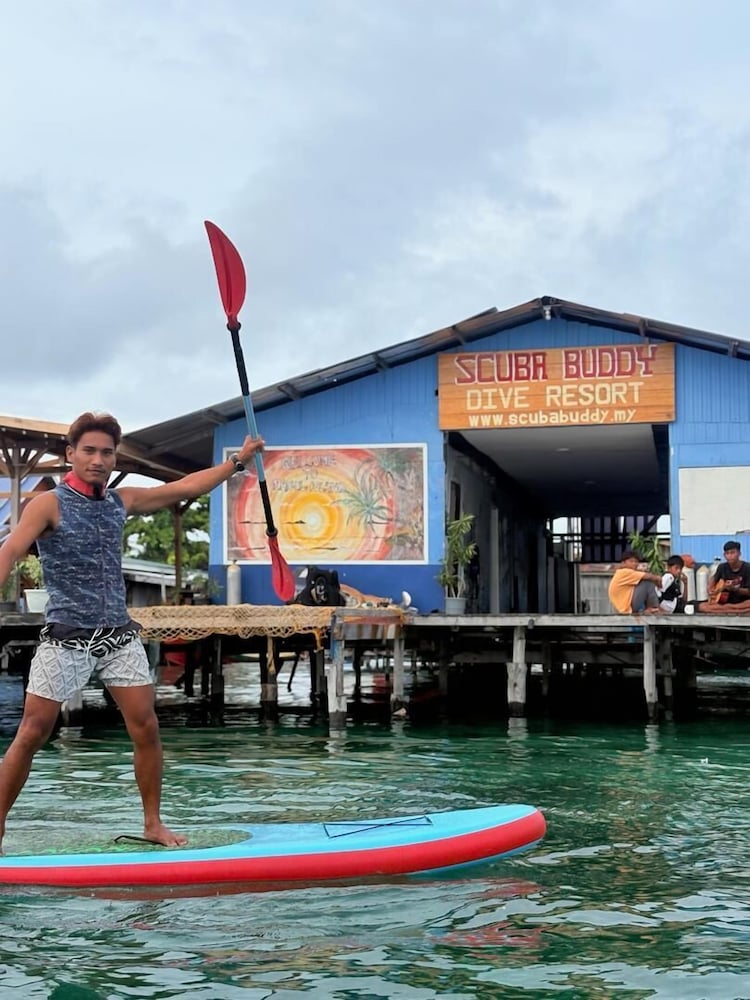 Scuba Buddy Mabul