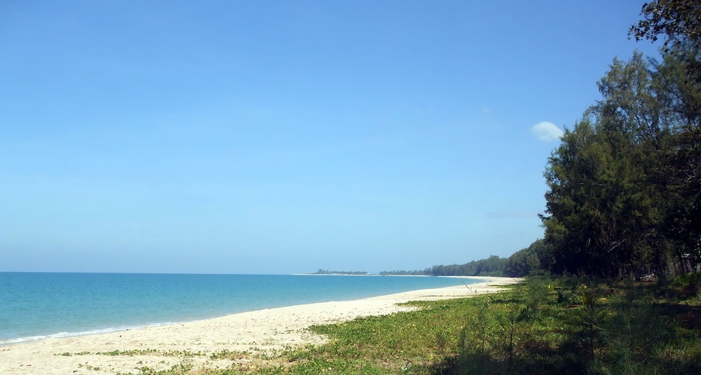 Bangsak Village - Adults Only