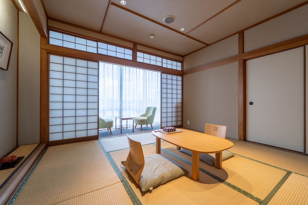 Ryokufuso photo 2