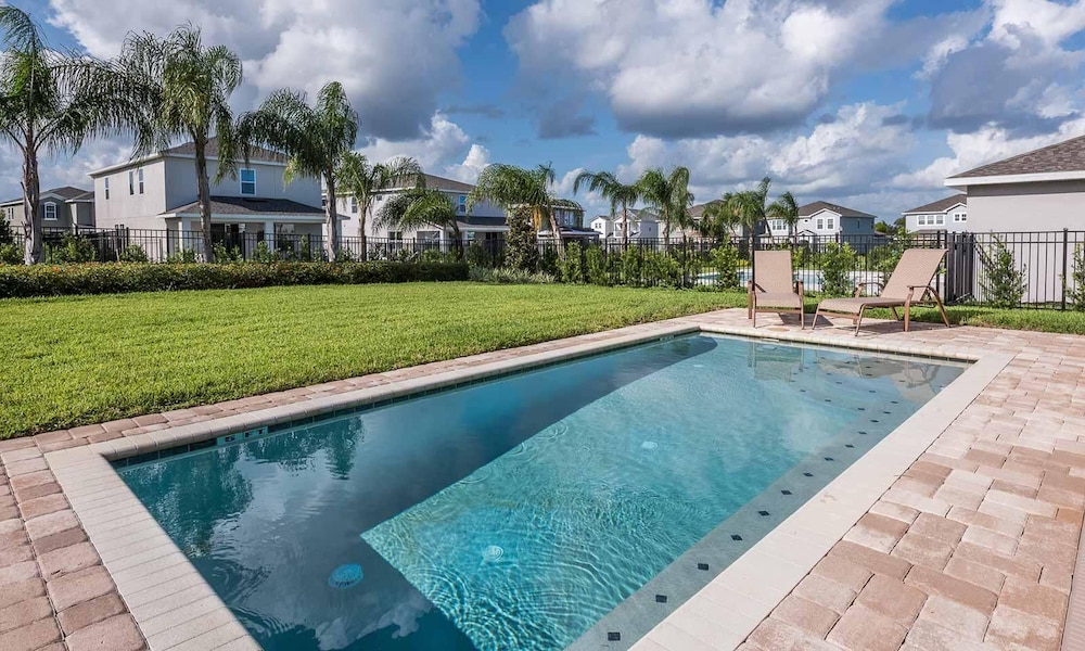 510 BS - 5BD Elegant Escape: Private Haven