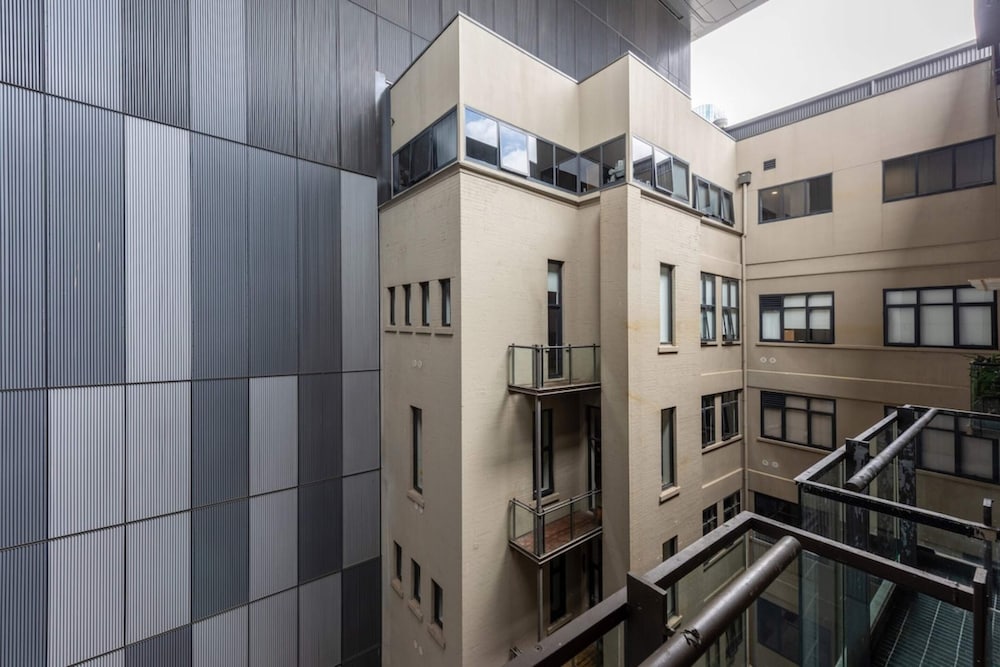 Central Boutique Studio in the Heart of Melbourne!