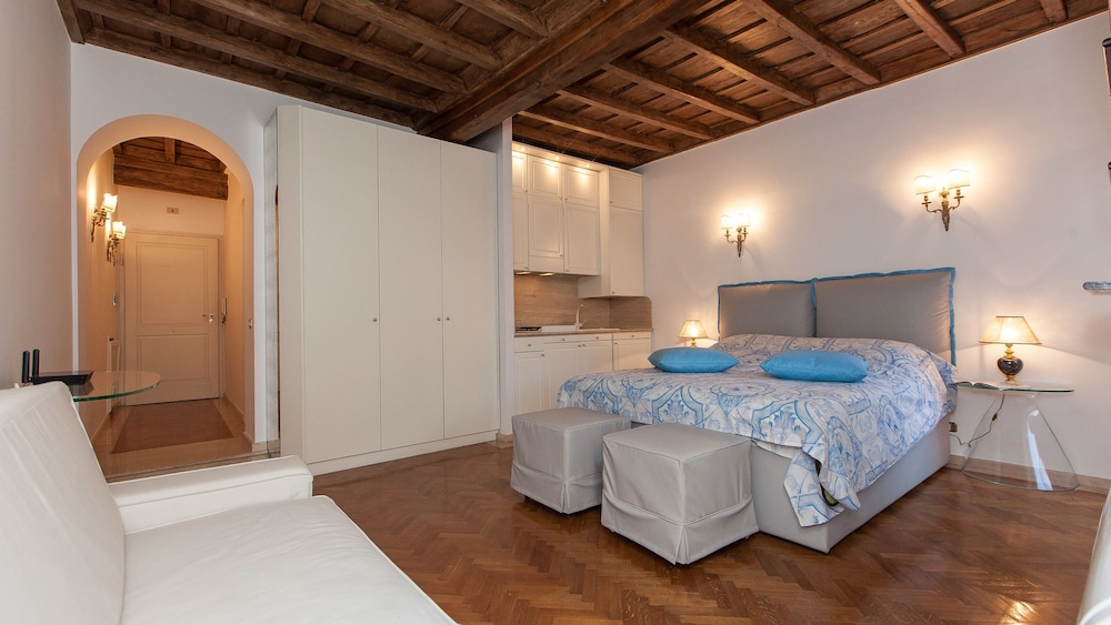 Rental In Rome Gambero Loft