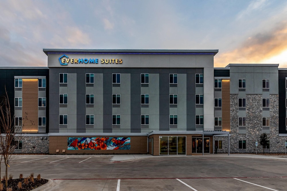 Everhome Suites Bastrop