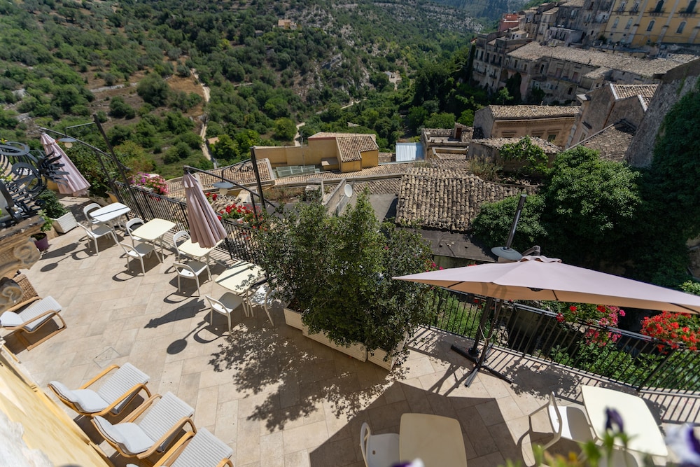 Terra del sole Ibla