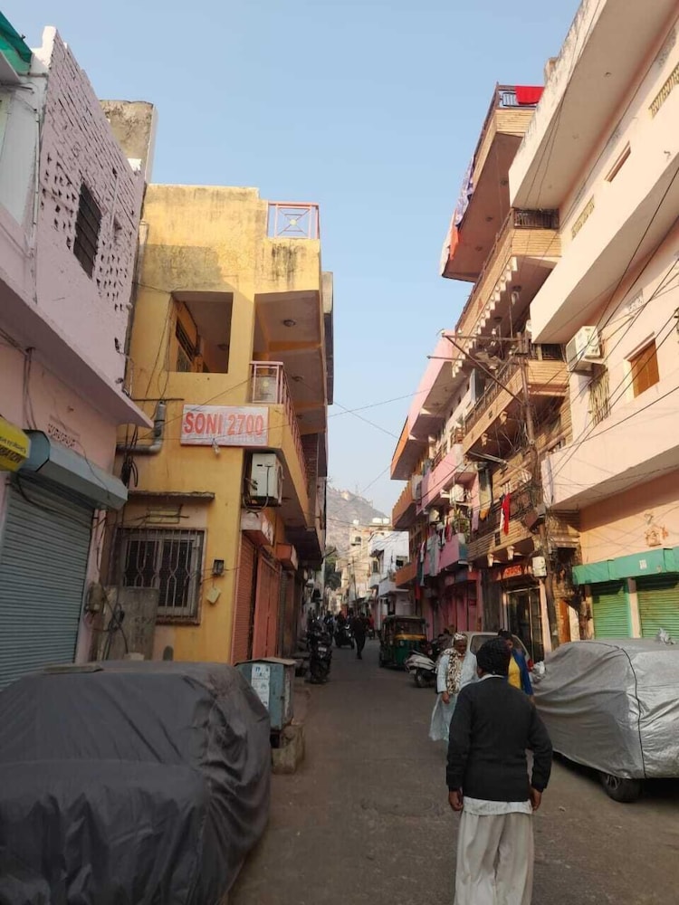 my homestay jaipur soni2700