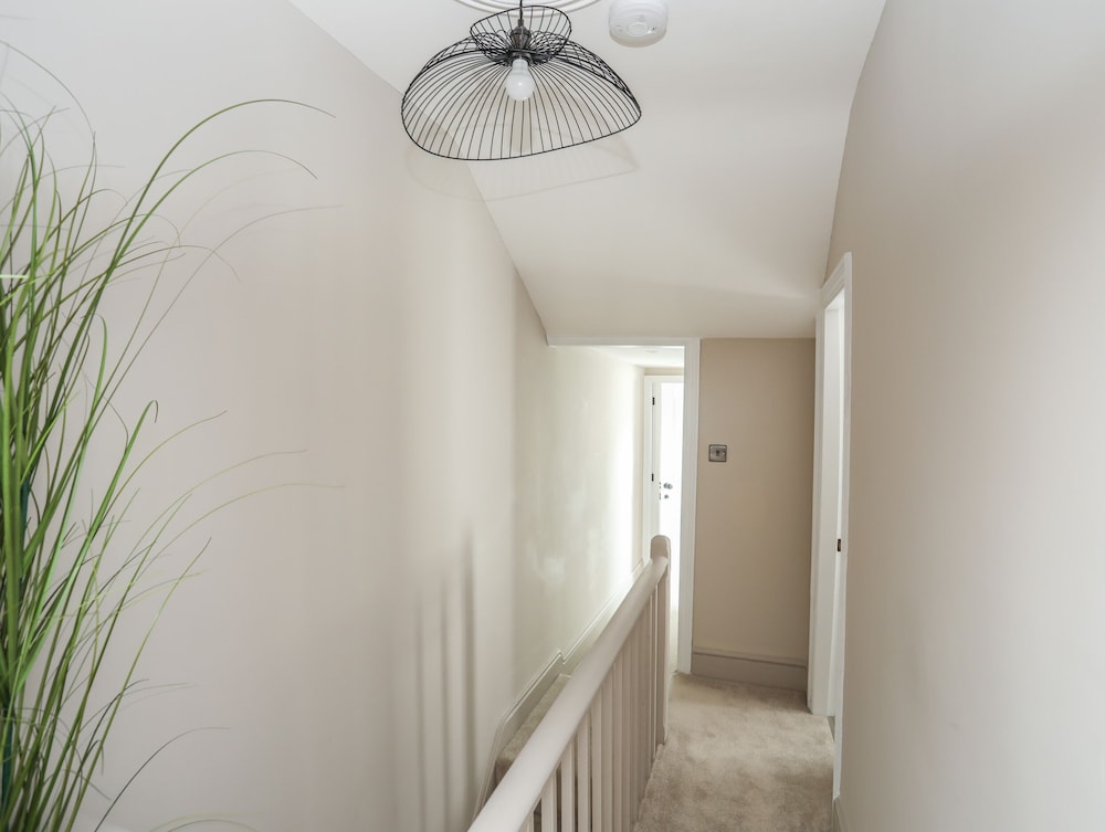 15 Rosemary Lane