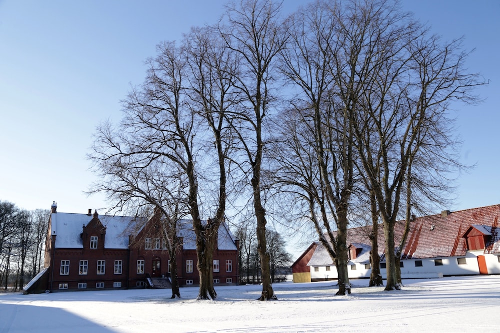 Ny Kirstineberg Gods Bed & Breakfast