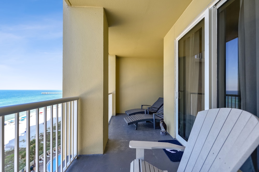 Grand Panama Beach Resort by Book That Condo