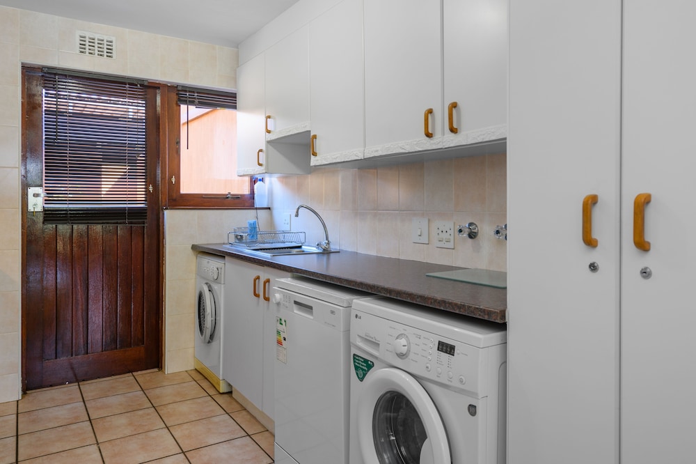 San Lameer Villa Rentals 2813