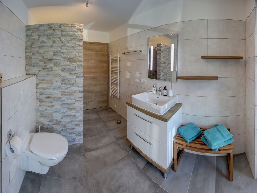 Chalet Gamsknogel mit Privatem Pool und Whirlpool