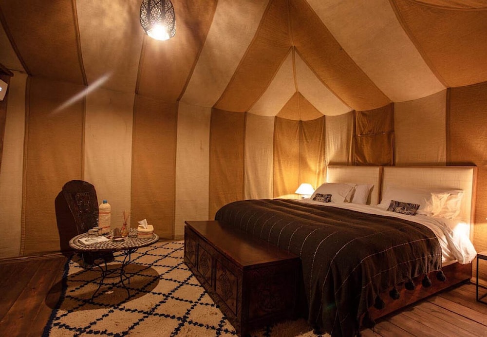Lantern Luxury Camp