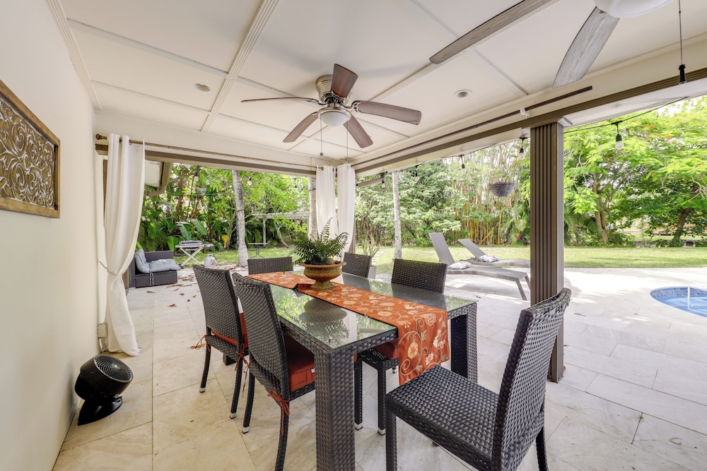 Fishing Dock & Canal Views: Fort Lauderdale Home!